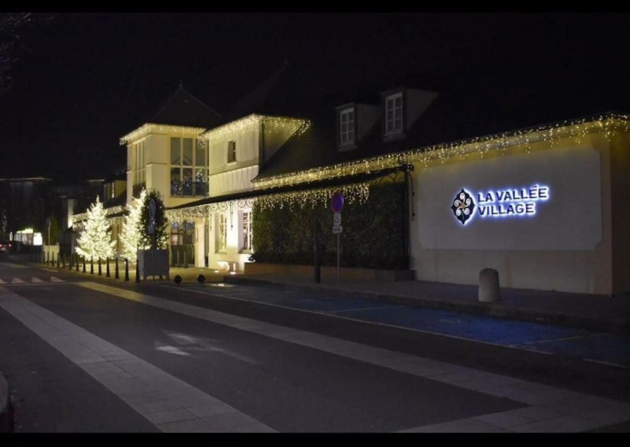 Studio A 1 Kilometre De Disneyland Paris Μοντεβρέν Εξωτερικό φωτογραφία